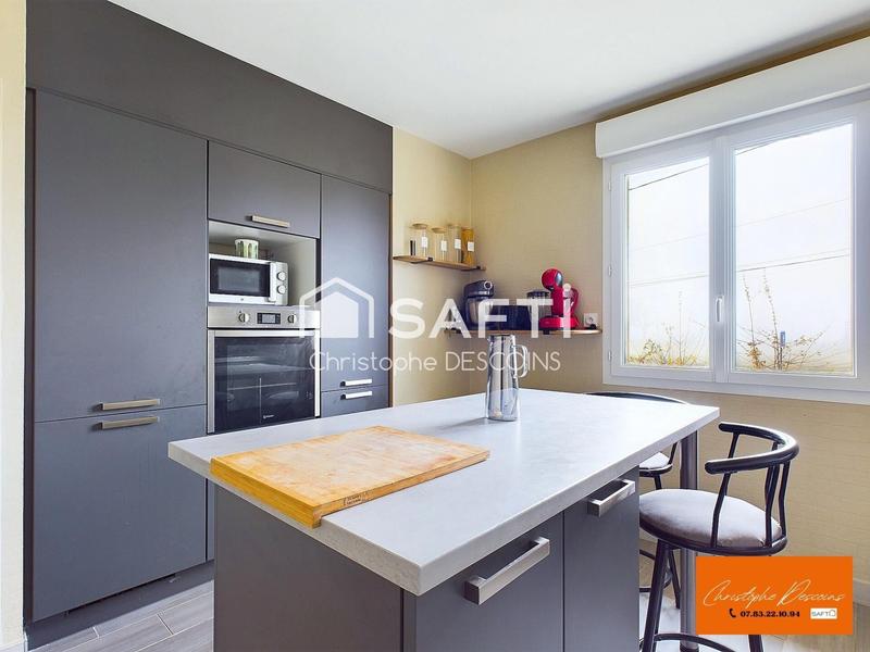 Maison - 97 m² - 5 pièces