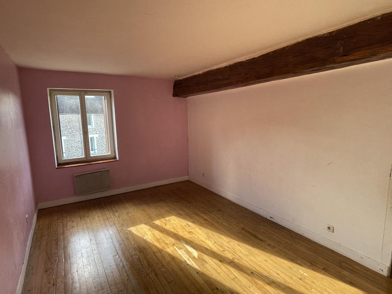 Maison - 104 m² - 5 pièces