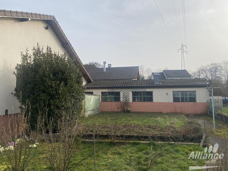 Maison - 88 m² - 5 pièces