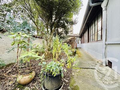 Maison de ville - 334 m² - 21 pièces