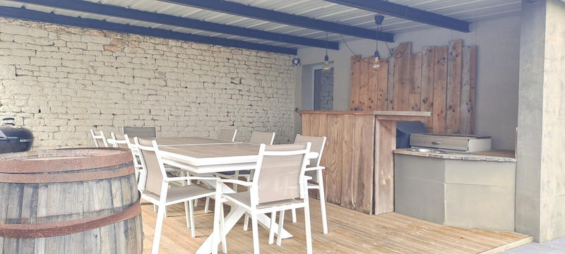 Maison - 246 m² - 8 pièces