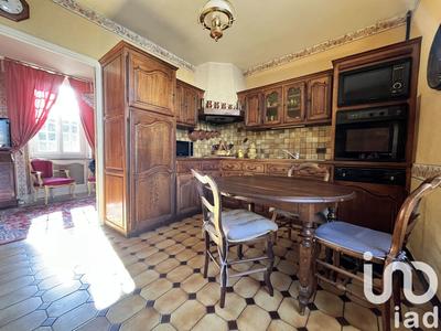 Maison - 190 m² - 8 pièces