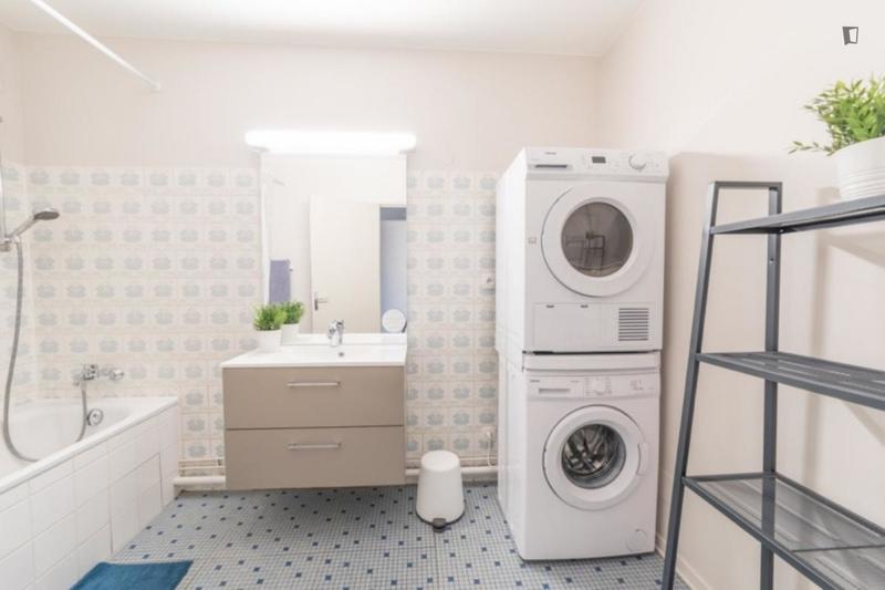 Chambre - 12 m² - 4 pièces