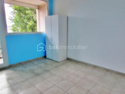 Appartement - 72 m² - 4 pièces