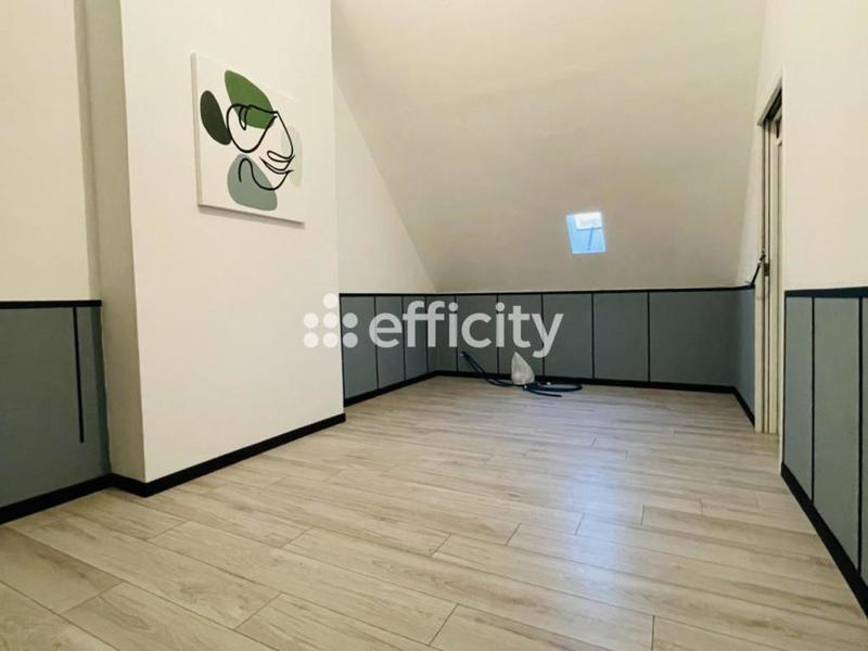 Maison - 102 m² - 5 pièces