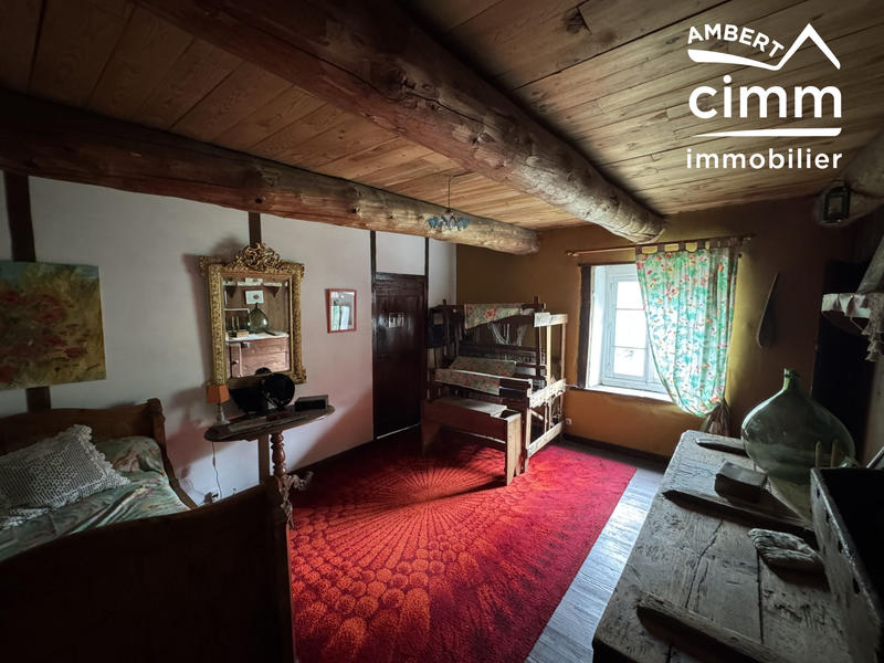 Maison - 172 m² - 10 pièces