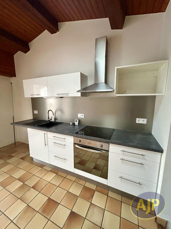 Maison - 83 m² - 3 pièces