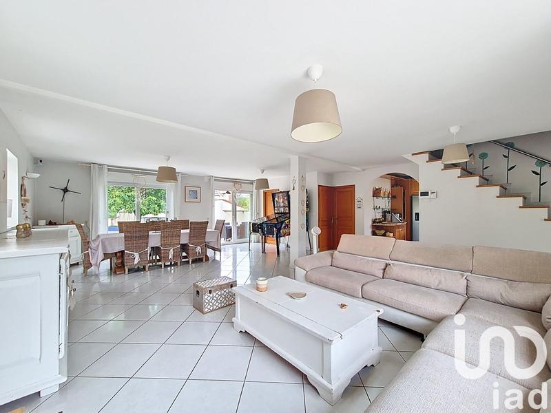 Maison - 175 m² - 8 pièces