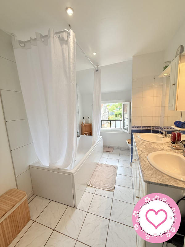 Maison ancienne - 112 m² - 4 pièces