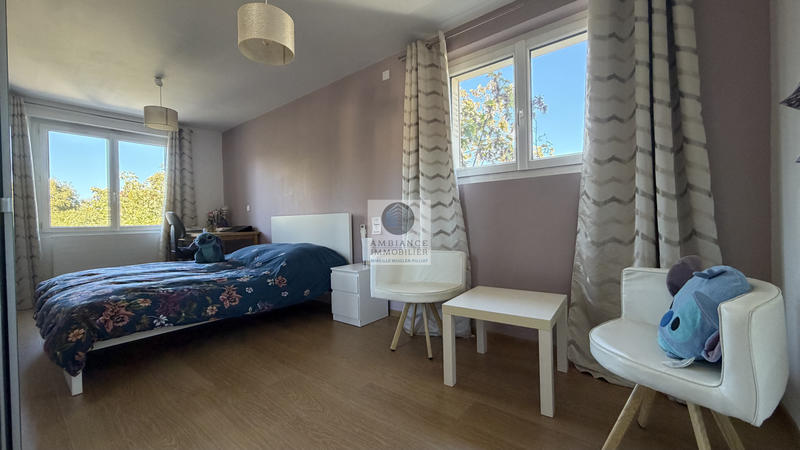 Maison - 228 m² - 7 pièces