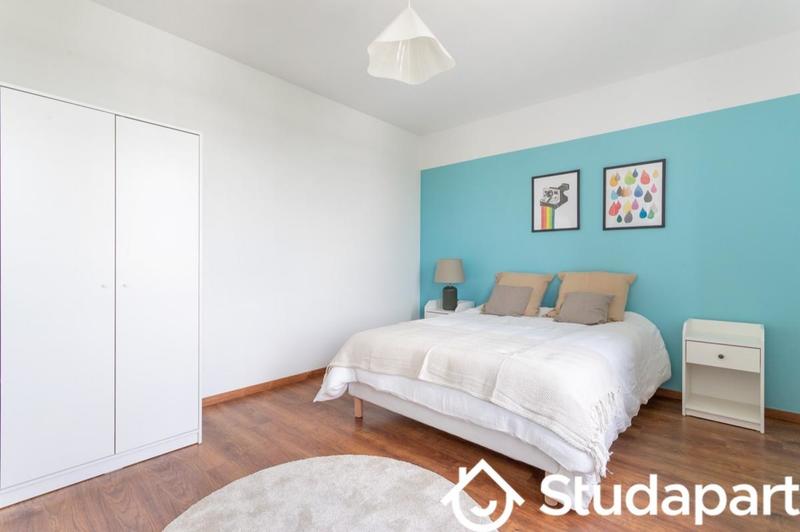 Chambre - 9 m² - 1 pièce