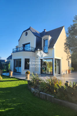 Maison contemporaine - 172 m² - 7 pièces