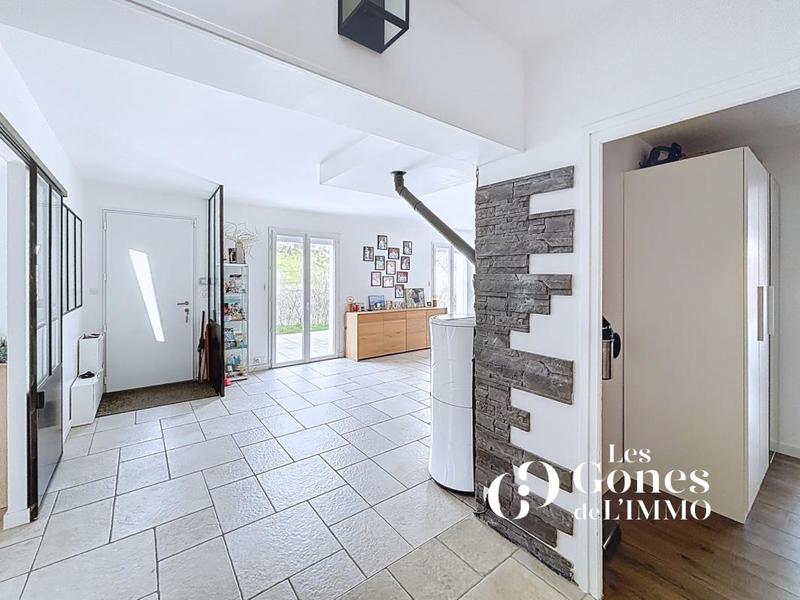 Maison - 180 m² - 7 pièces