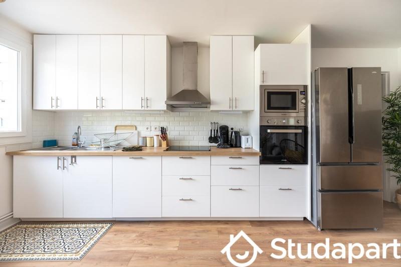 Chambre - 12 m² - 1 pièce