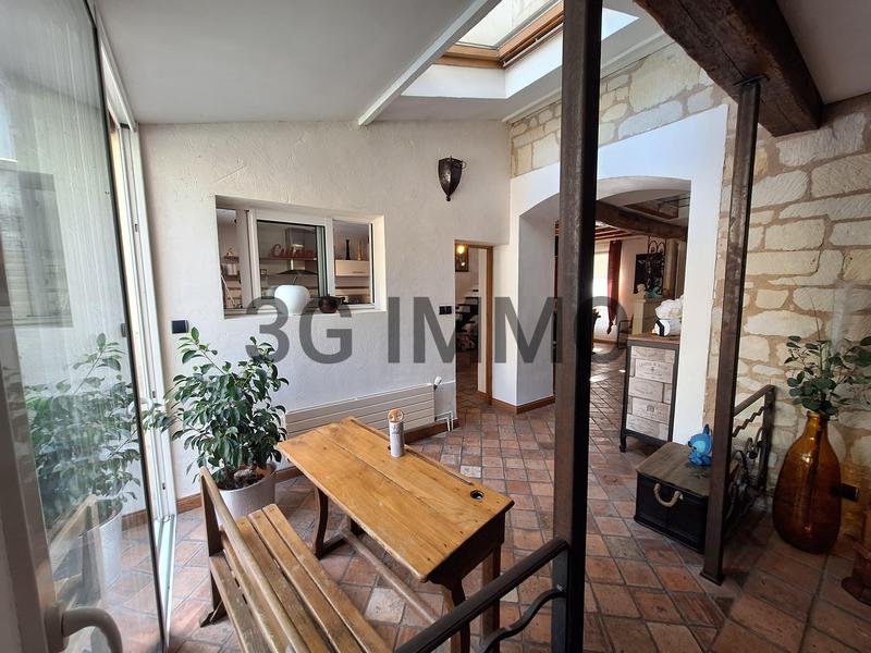 Maison ancienne - 195 m² - 6 pièces