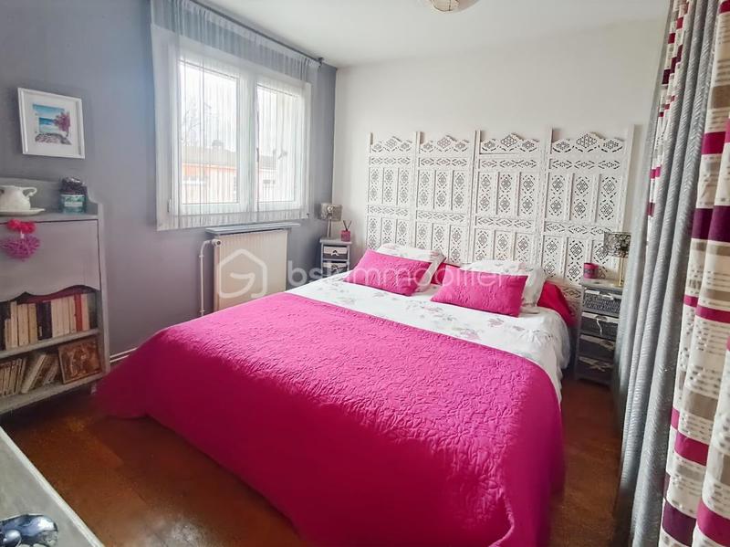 Maison - 95 m² - 5 pièces