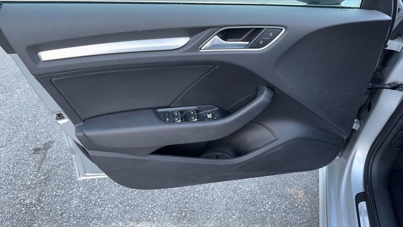 Audi A3 sportback 2.0 TDi 184 Quattro s-Tronic6 s line - Automatique