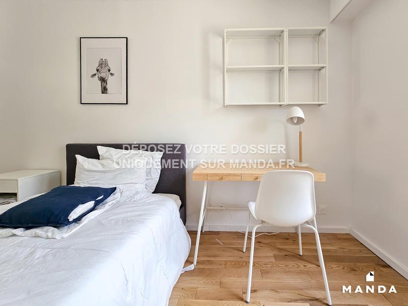 Chambre - 9 m² - 7 pièces