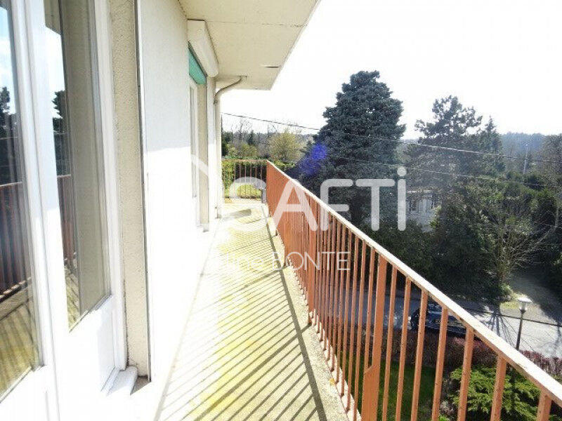 Appartement - 81 m² - 3 pièces