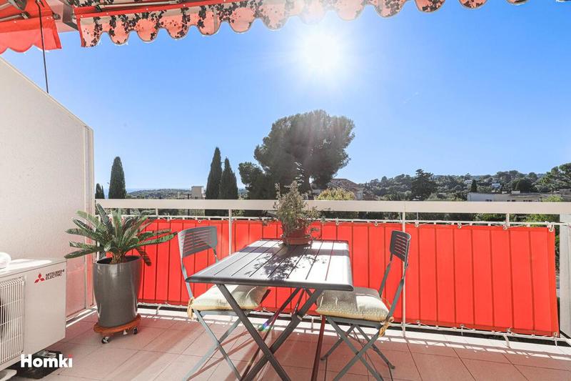 Appartement - 65 m² - 3 pièces