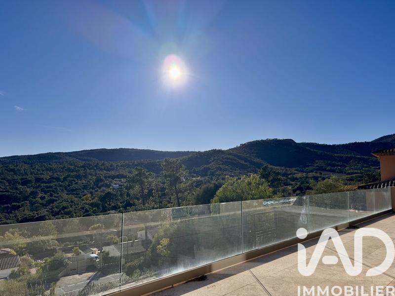 Maison de maîtres - 250 m² - 5 pièces