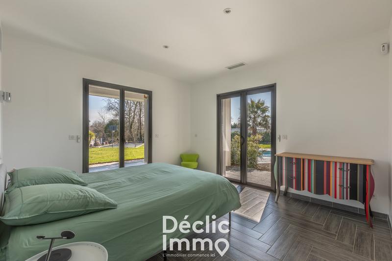 Maison - 280 m² - 7 pièces