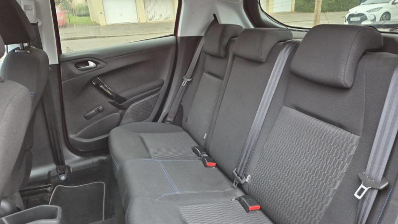 Peugeot 208 II 1.2 PureTech 82 Style - 5 places