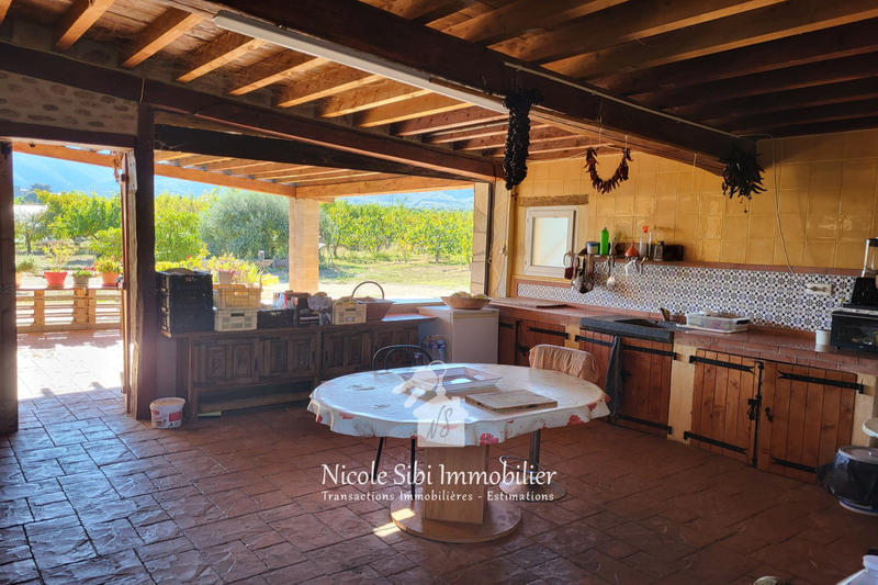 Mas - 290 m² - 7 pièces