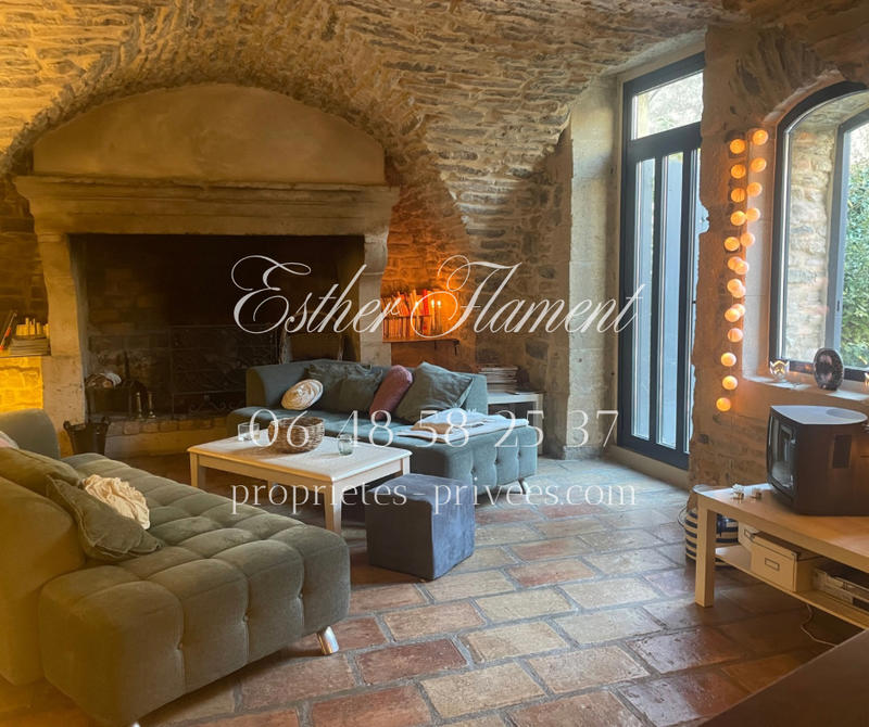 Maison - 213 m² - 6 pièces