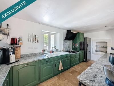 Maison - 170 m² - 6 pièces