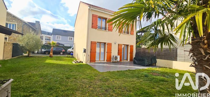 Maison - 93 m² - 5 pièces