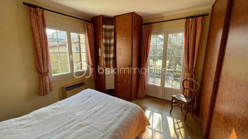 Propriété - 167 m² - 6 pièces