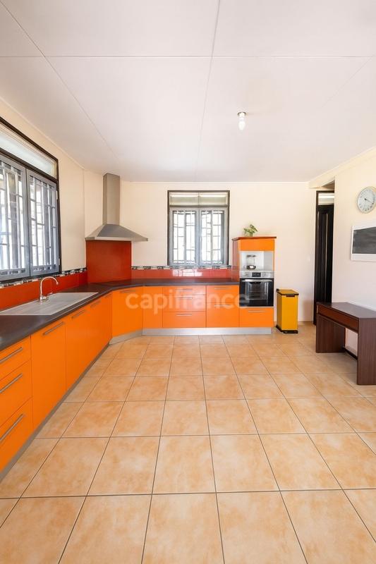 Maison - 125 m² - 4 pièces