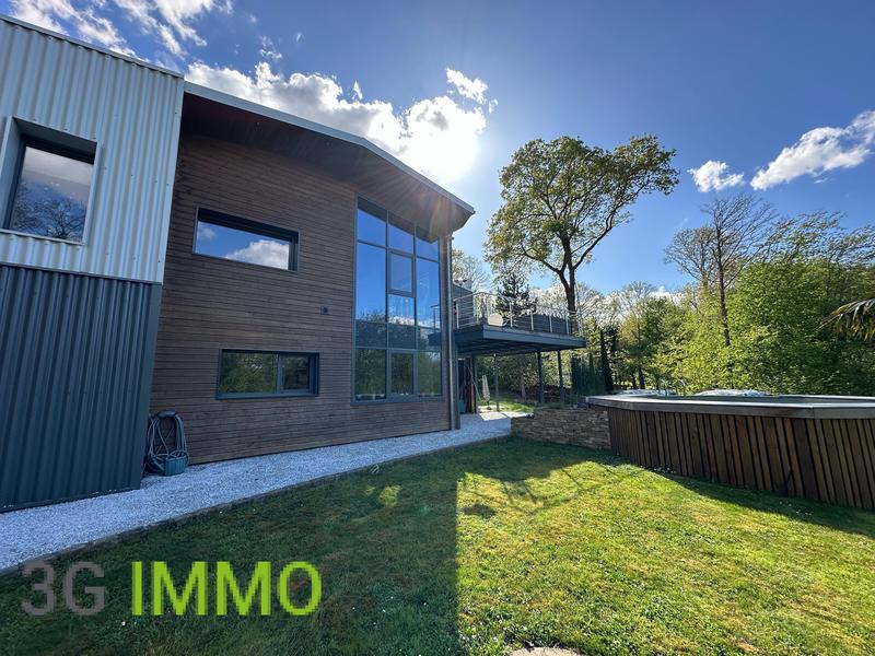 Propriété - 195 m² - 7 pièces