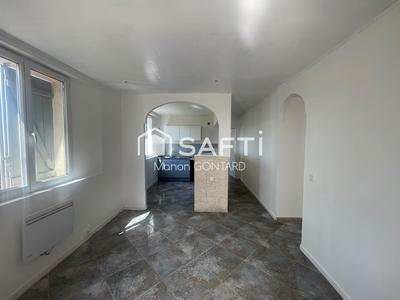 Maison - 140 m² - 7 pièces