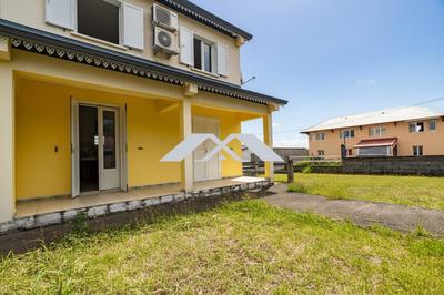 Maison traditionnelle - 99 m² - 3 pièces