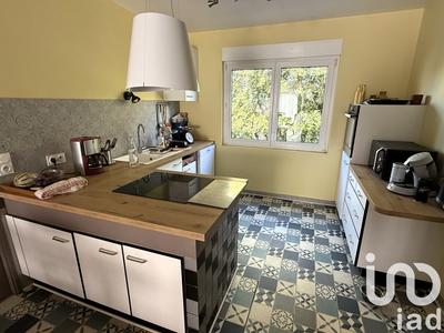 Maison - 237 m² - 8 pièces