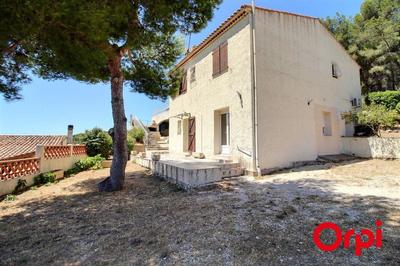 Villa - 184 m² - 6 pièces