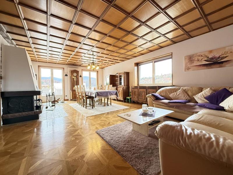 Maison - 167 m² - 6 pièces