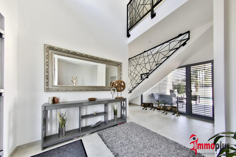 Maison - 171 m² - 6 pièces