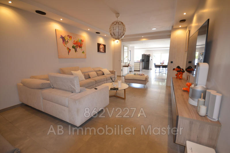 Appartement - 162 m² - 6 pièces