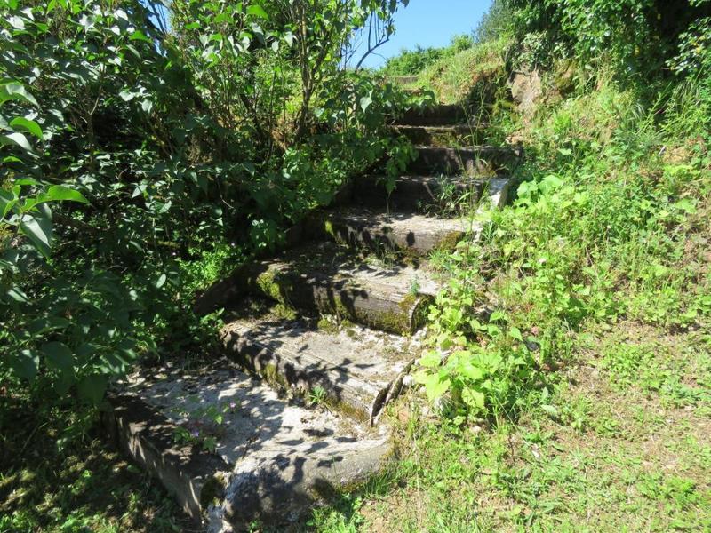 Maison - 250 m² - 6 pièces