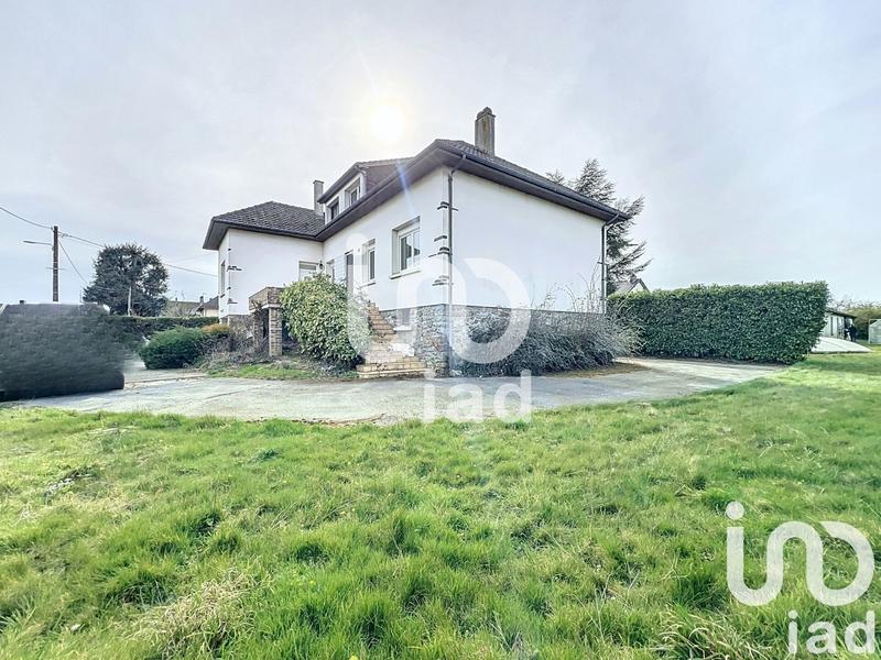 Maison - 200 m² - 7 pièces