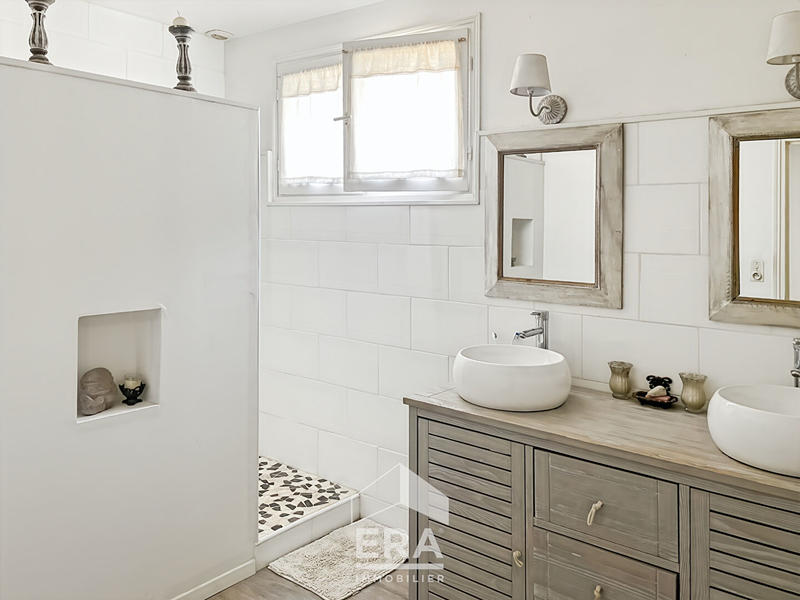 Maison - 123 m² - 4 pièces