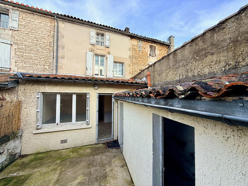 Maison - 80 m² - 4 pièces