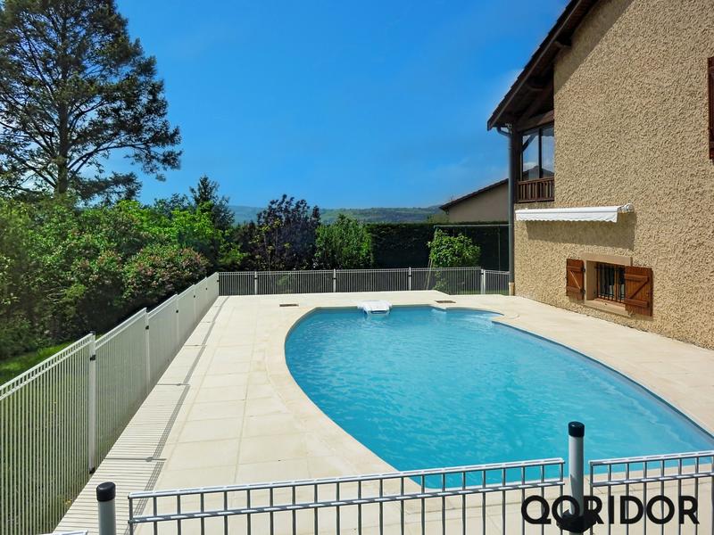 Maison - 131 m² - 6 pièces