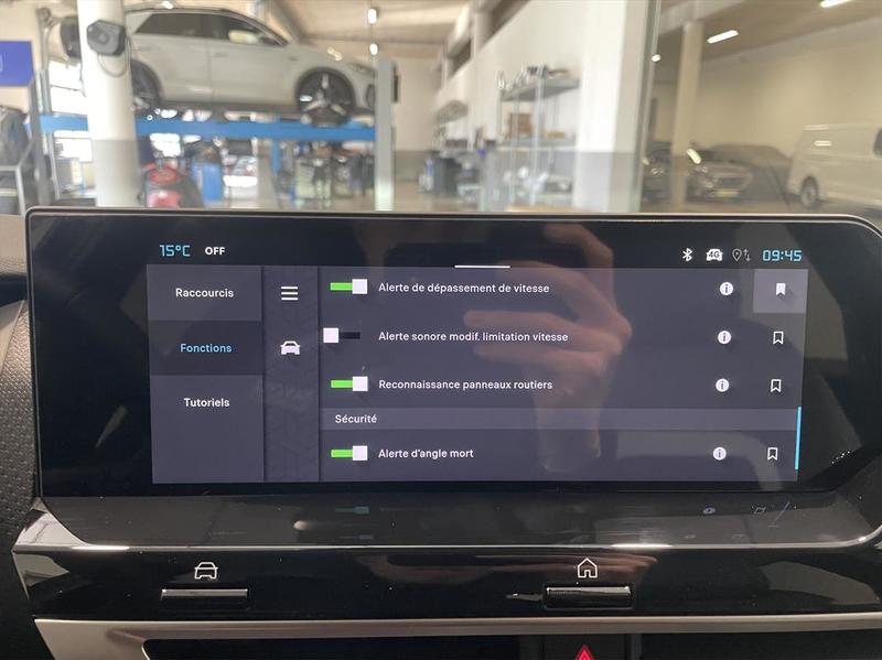 Citroën C4 III (2) 1.2 Hybrid 145 Dcs6 Max