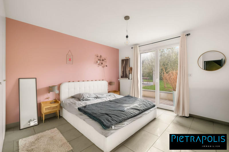 Maison contemporaine - 226 m² - 8 pièces