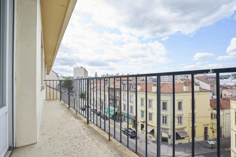 Appartement - 120 m² - 6 pièces