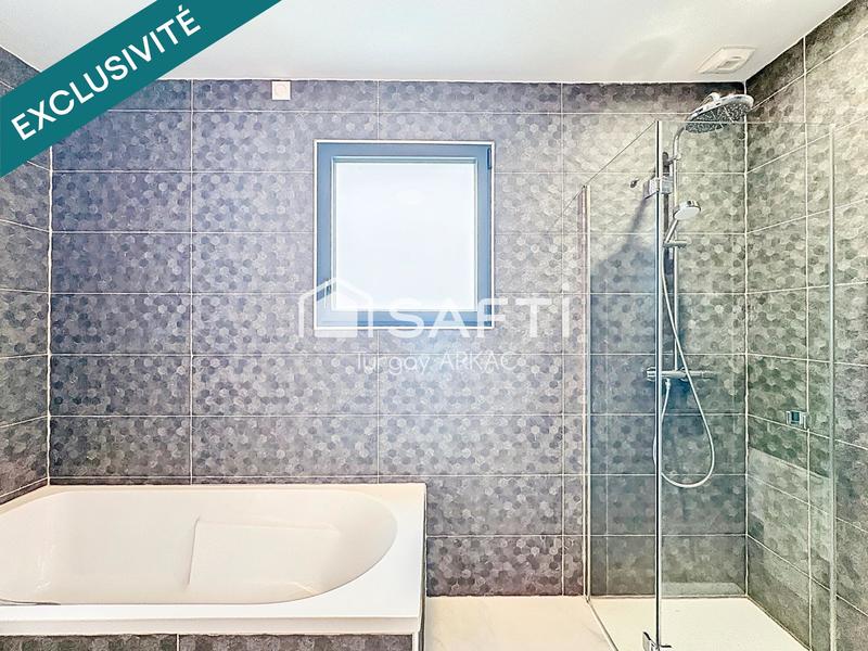 Maison - 194 m² - 6 pièces